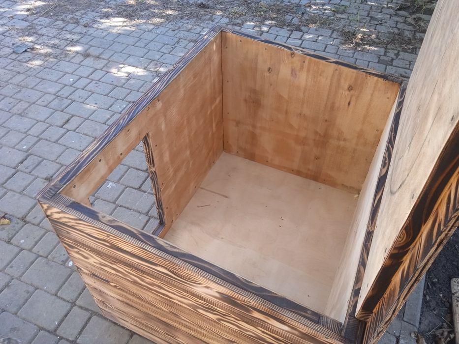 Собачья будка, будка для собаки