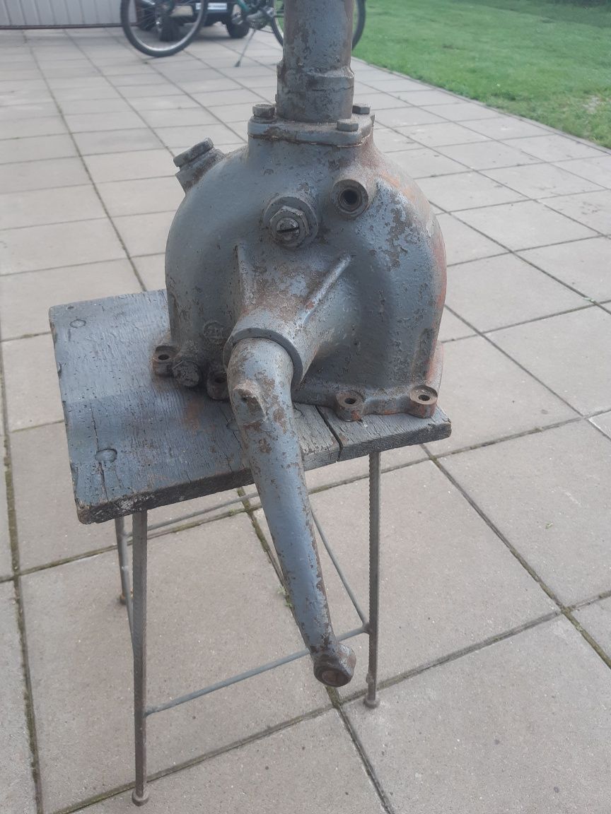 Kolumna kierownocza C328