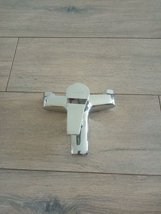 Bateria do wanny i bidet.