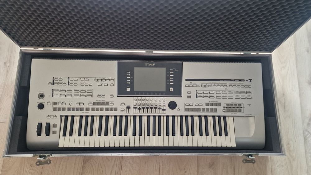 Yamaha TYROS 4 zestaw