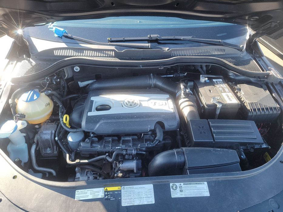 2014 Volkswagen CC Sport ціла США