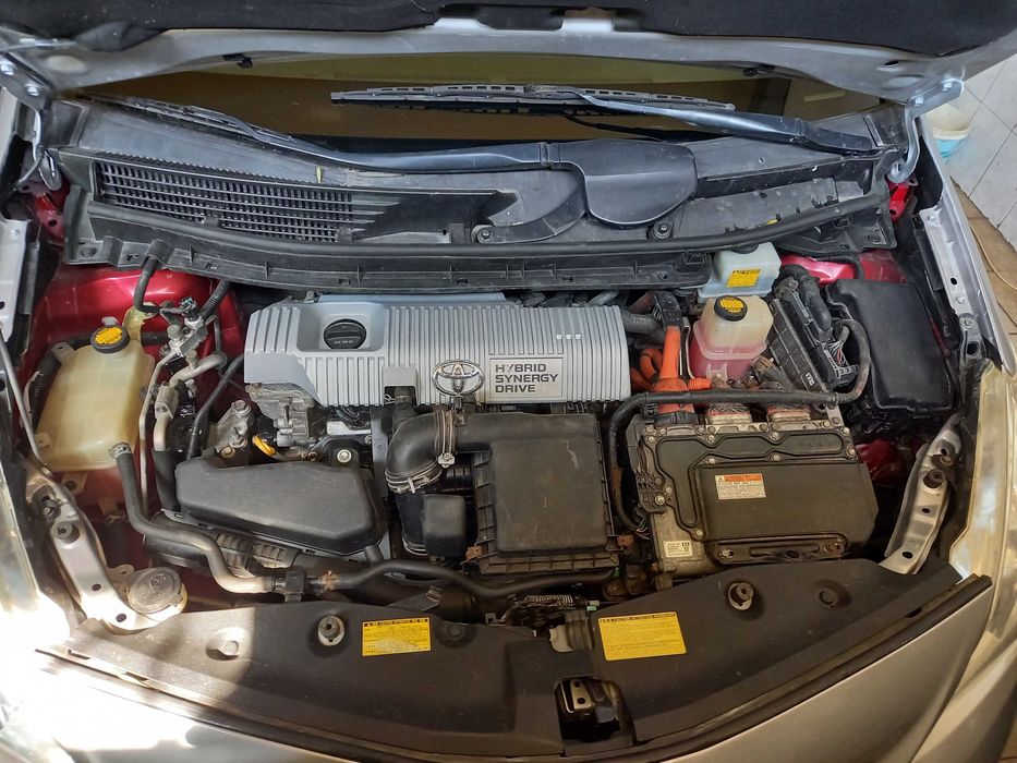 Toyota Prius V универсал 2014