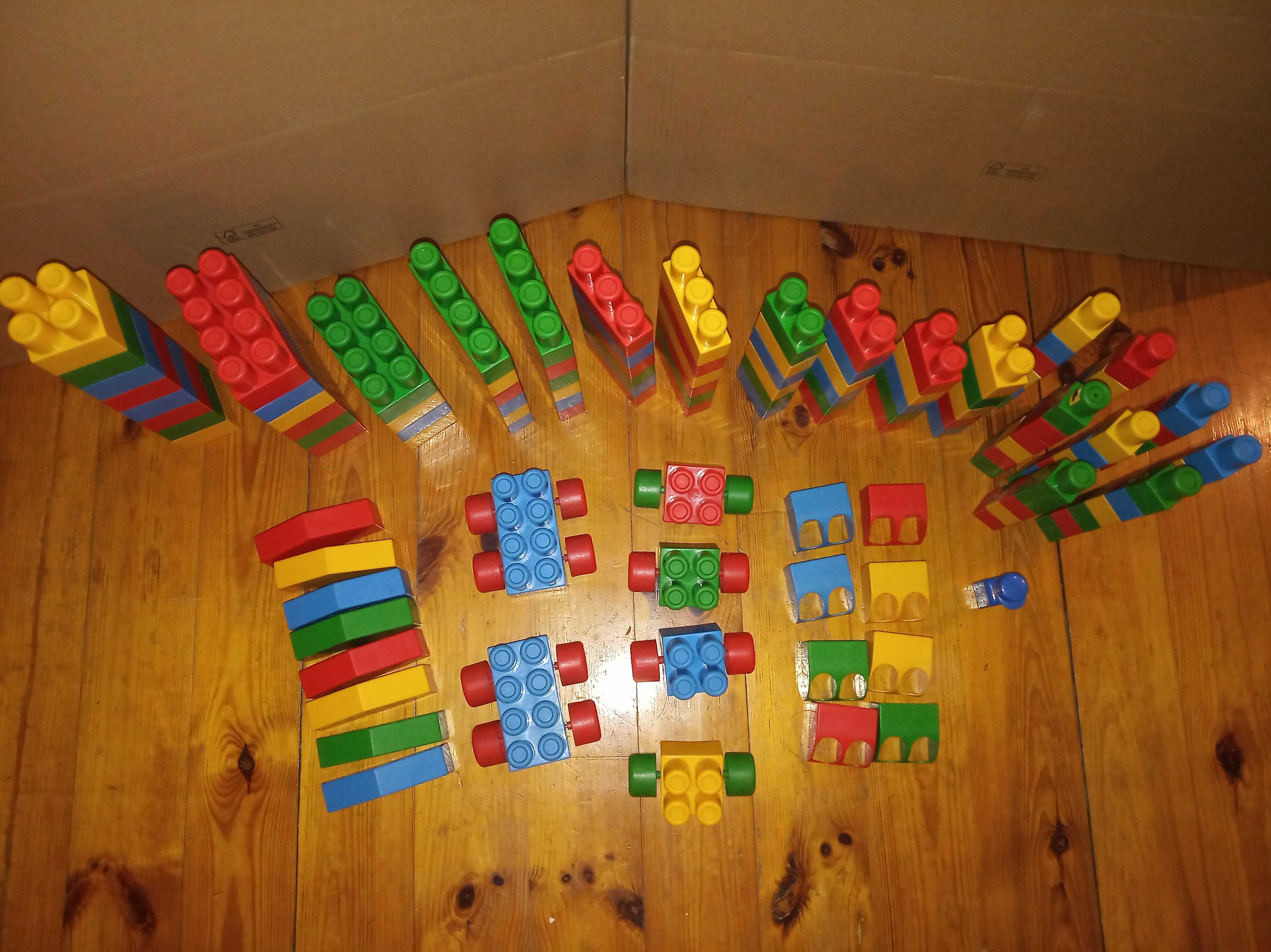Klocki konstrukcyjne Duże solidne 130 elementów