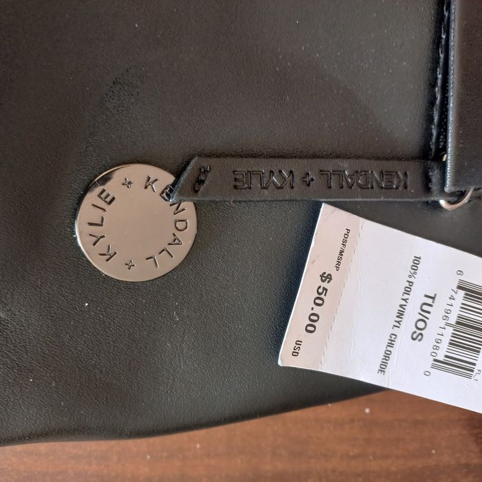 Torebka Kylie Kendall z metką