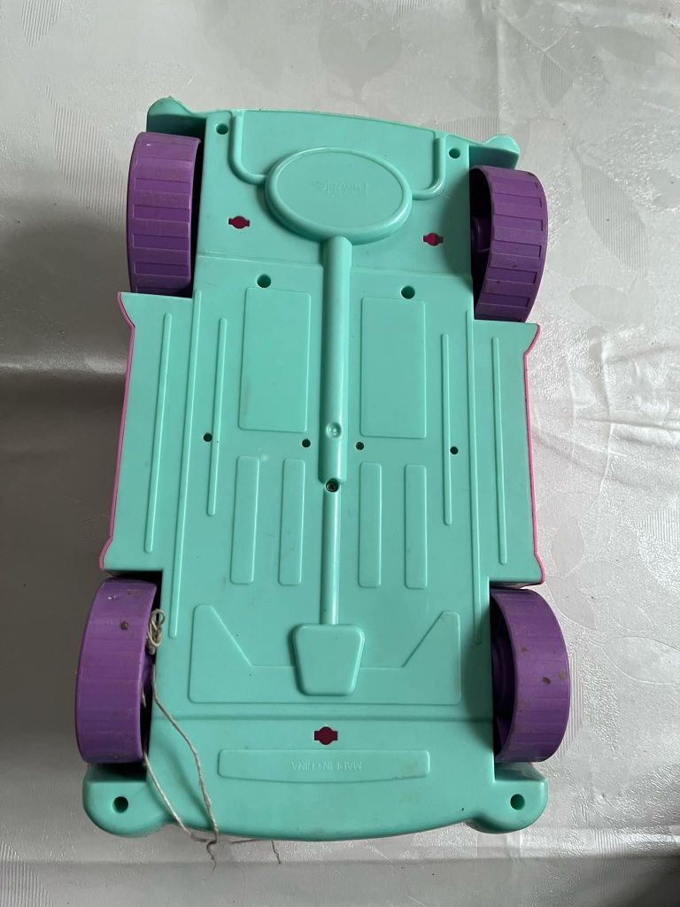 Samochód dla łąki barbie duży  różowy gratis