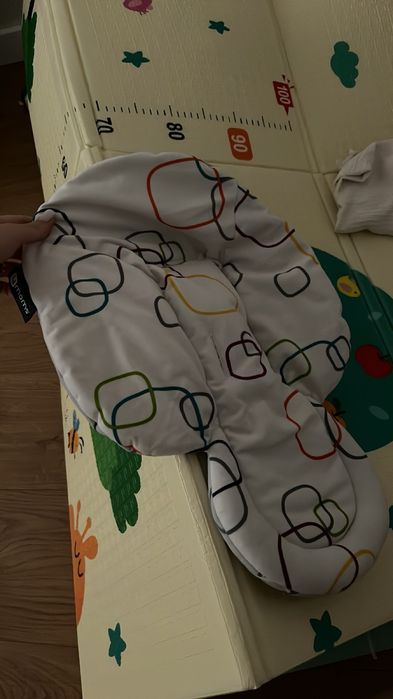 Заколисуючий центр 4moms