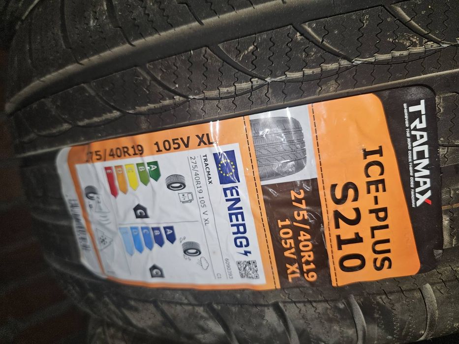 Зимова  резина 245/45 І 275/40 r19