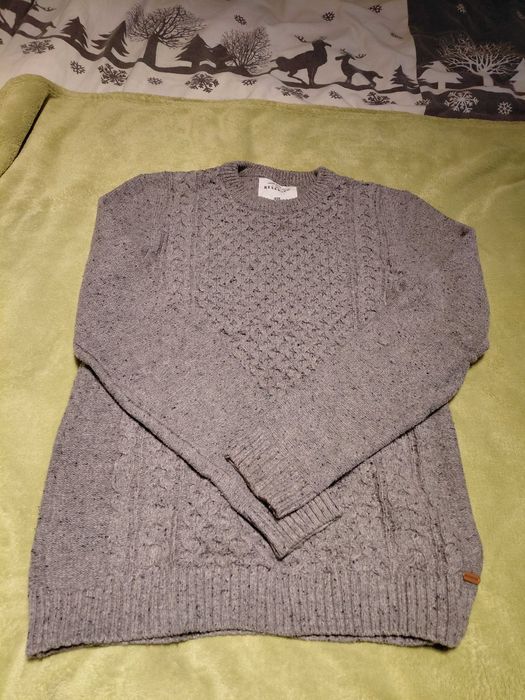 Szary sweter RESERVED rozmiar 164 cm