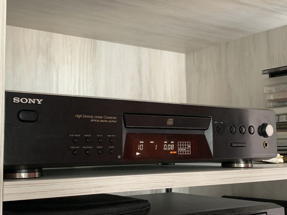Sony CDP XE570 програвач CD