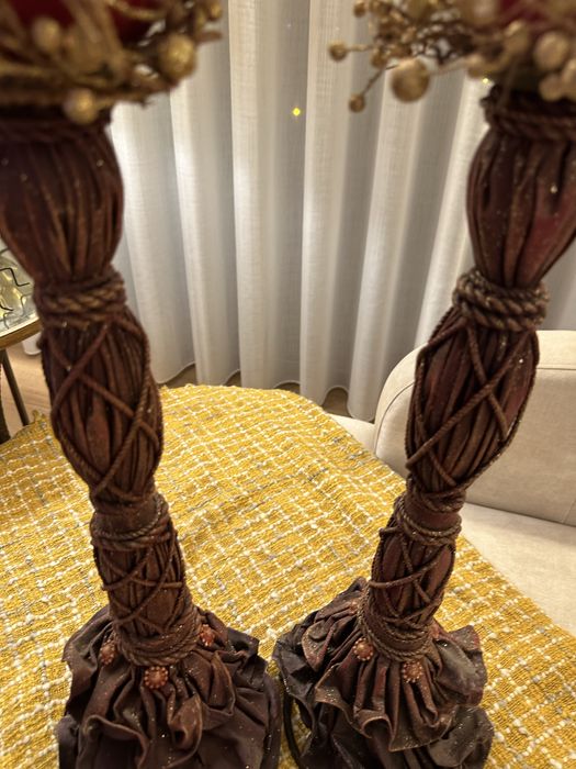 Castiçais altos perfeitos para decoraçao de Natal