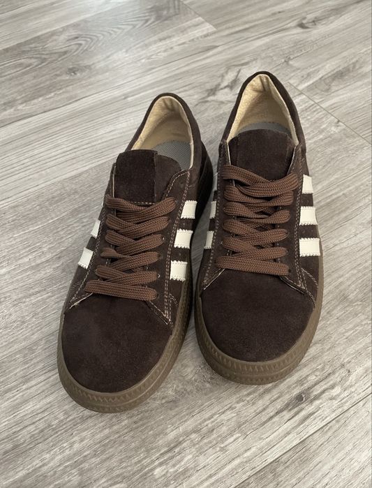 Кросівки жіночі замшеві 26 см