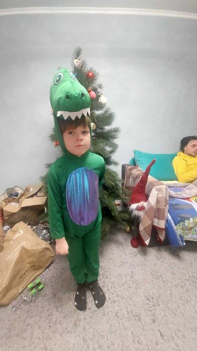 Карнавальний костюм дінозавр