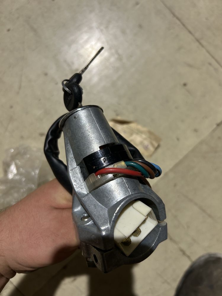 Fiat 125p zuk nysa tarpan stacyjka nowa oryginalna stan idelany