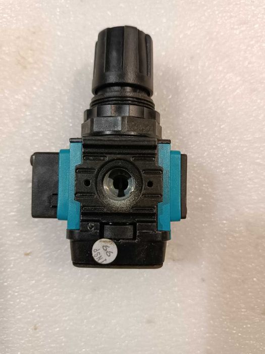 Regulator ciśnienia z MANOMETREM AirPrep R20-1/4-G