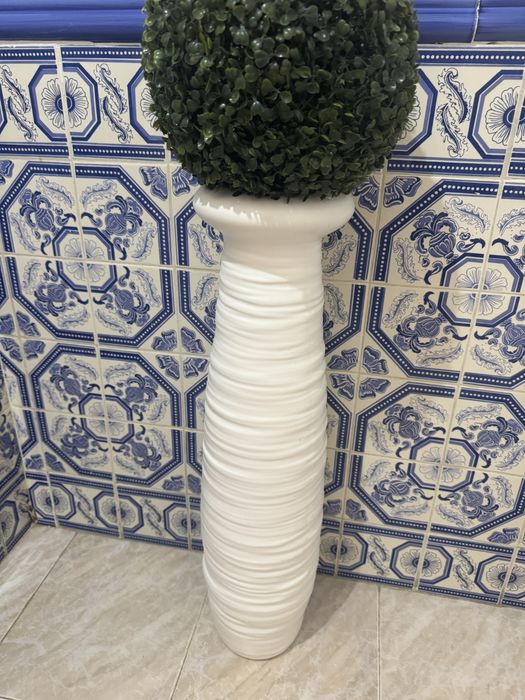 Plantas e floreiras