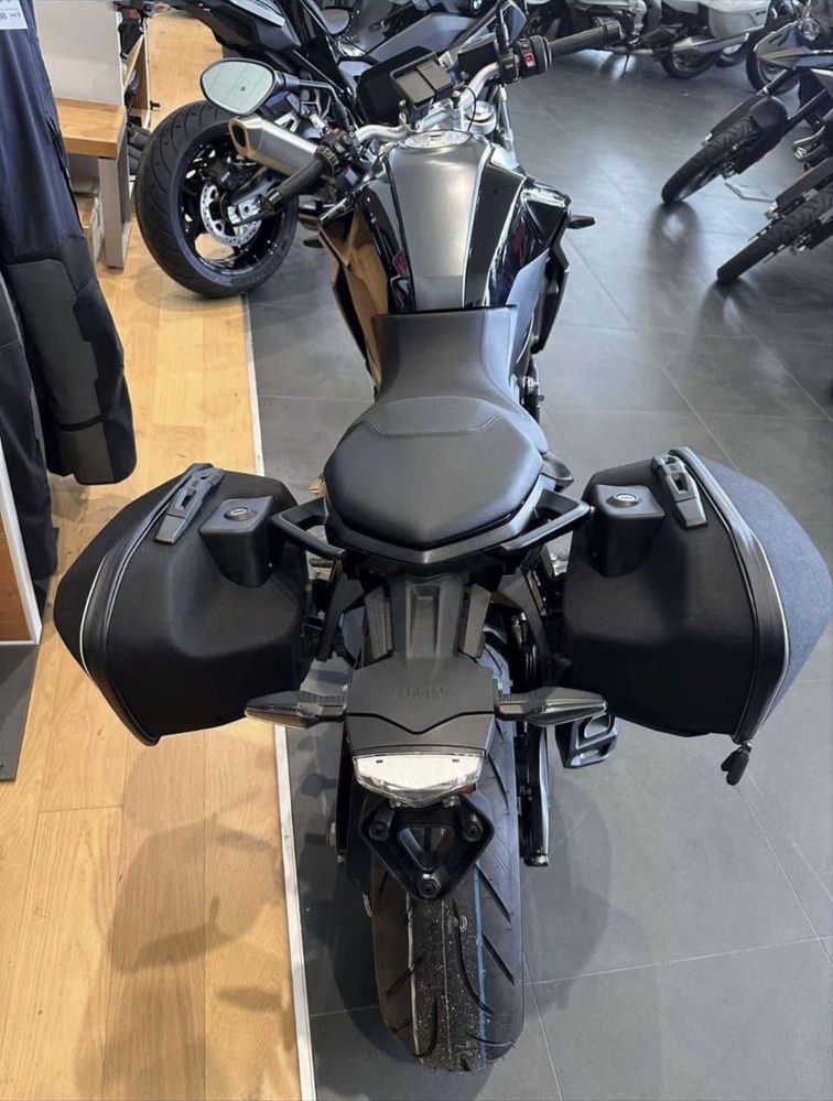 Bmw F900R(35 kw só de livrete)A2 2024 Full Extras