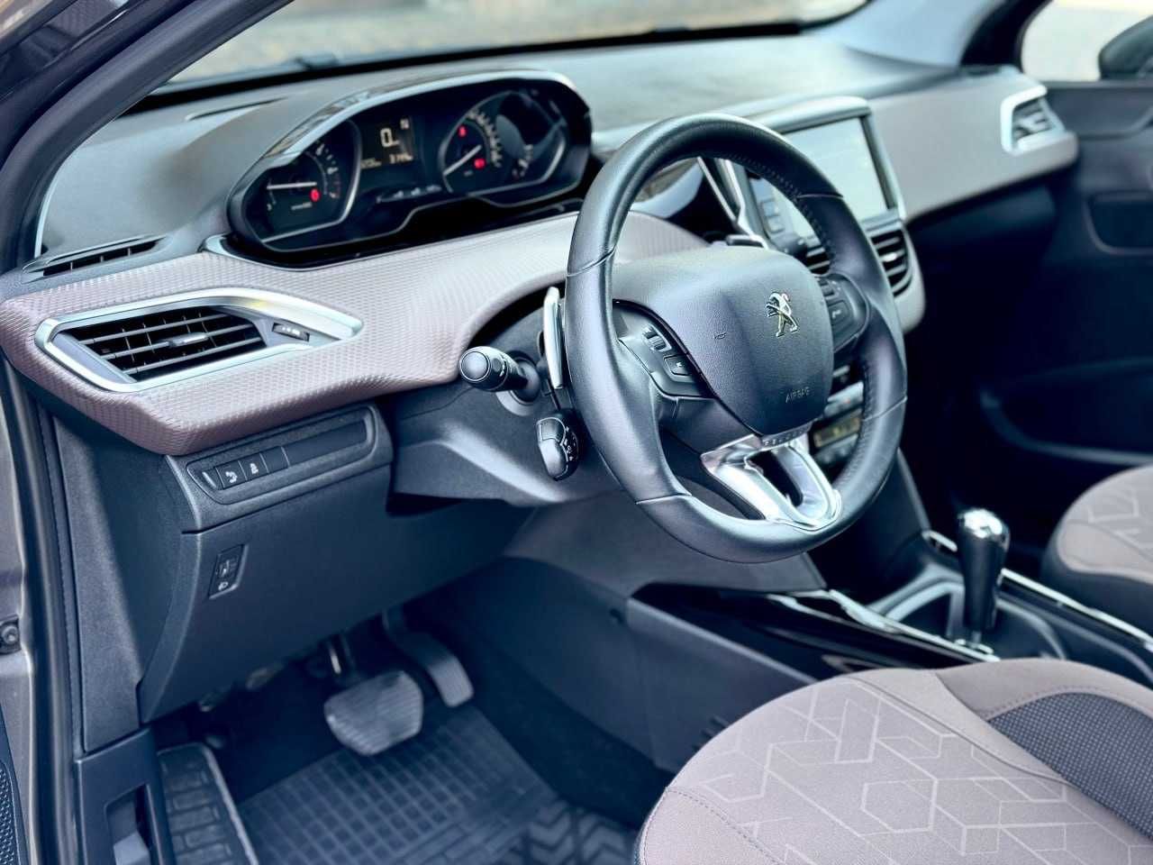 Продам  Peugeot 2008 2016. Можна в розстрочку, під викуп.