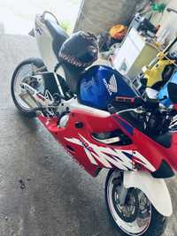 Vendo honda cbr 600