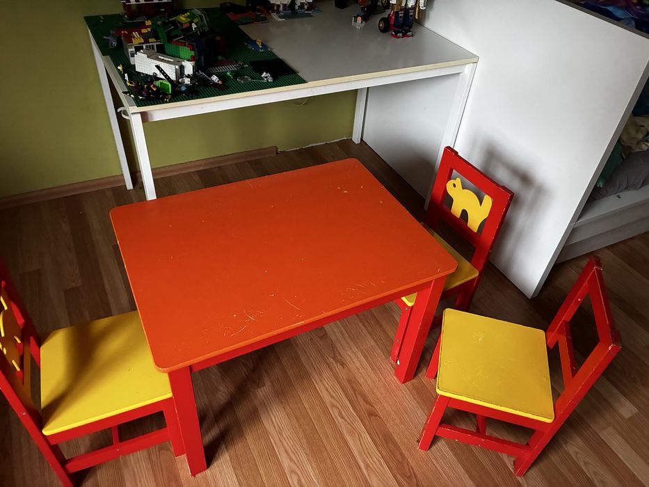 Stolik i krzesełka Ikea Kritter