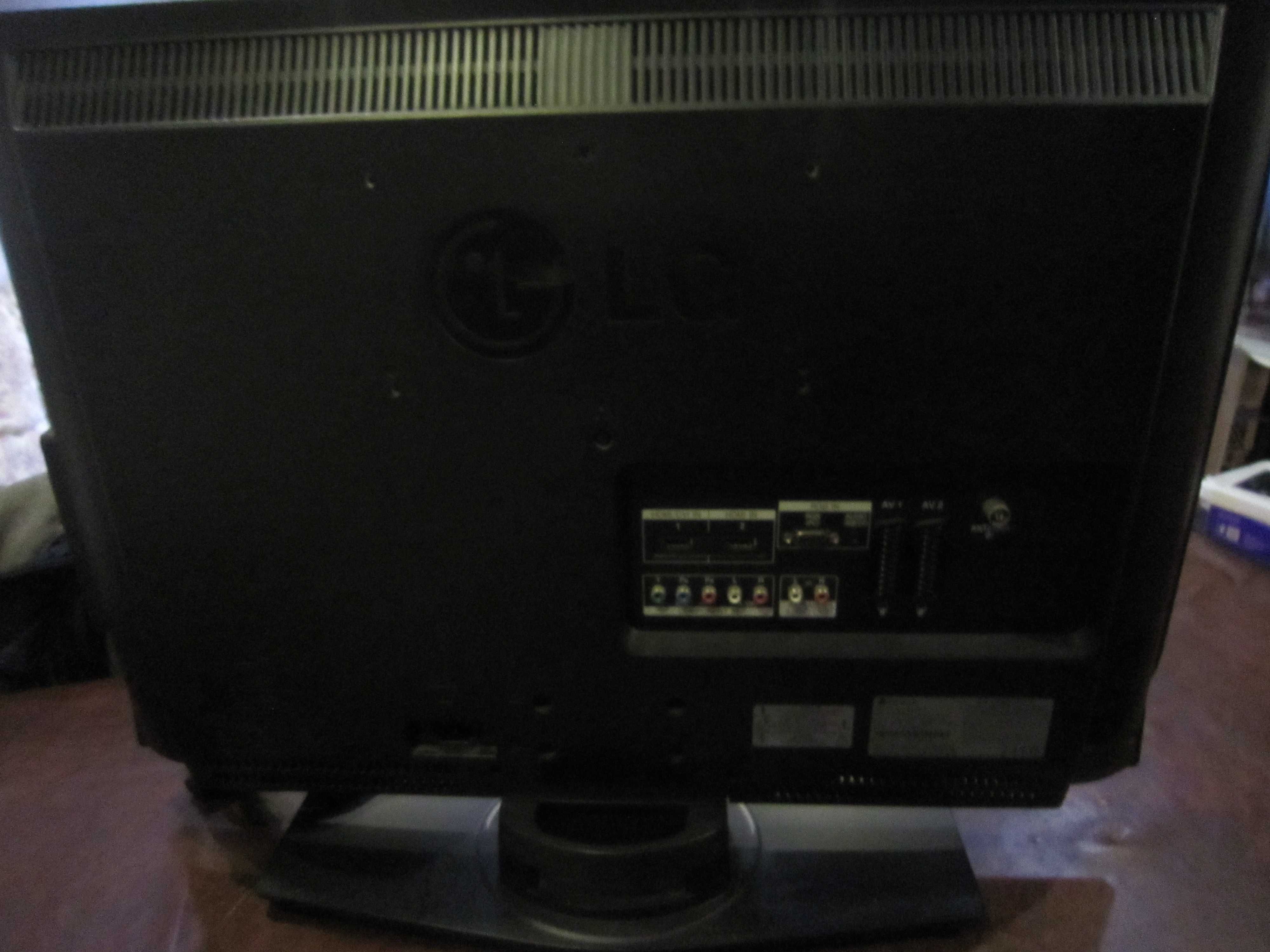 LCD LG 26" - MOD.26LC51