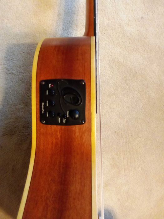 Gitara elektro klasyczna 4/4 Ortega