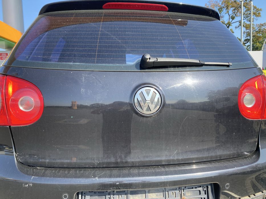 Volkswagen VW GOLF V LC9Z Czesci Caly Na Czesci Klapa Drzwi