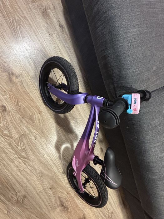Rowerek biegowy Lionelo Bart Air Pink Violet.
