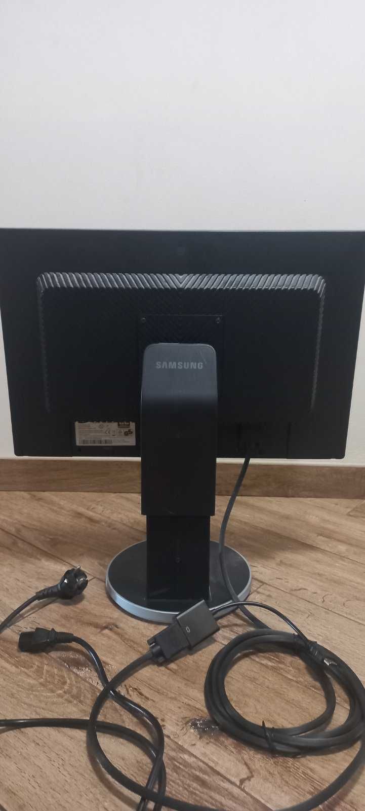 Монітор Samsung 225 BM