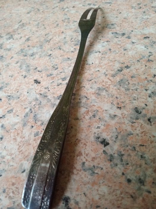 Widelec do wędlin mięs posrebrzany stary