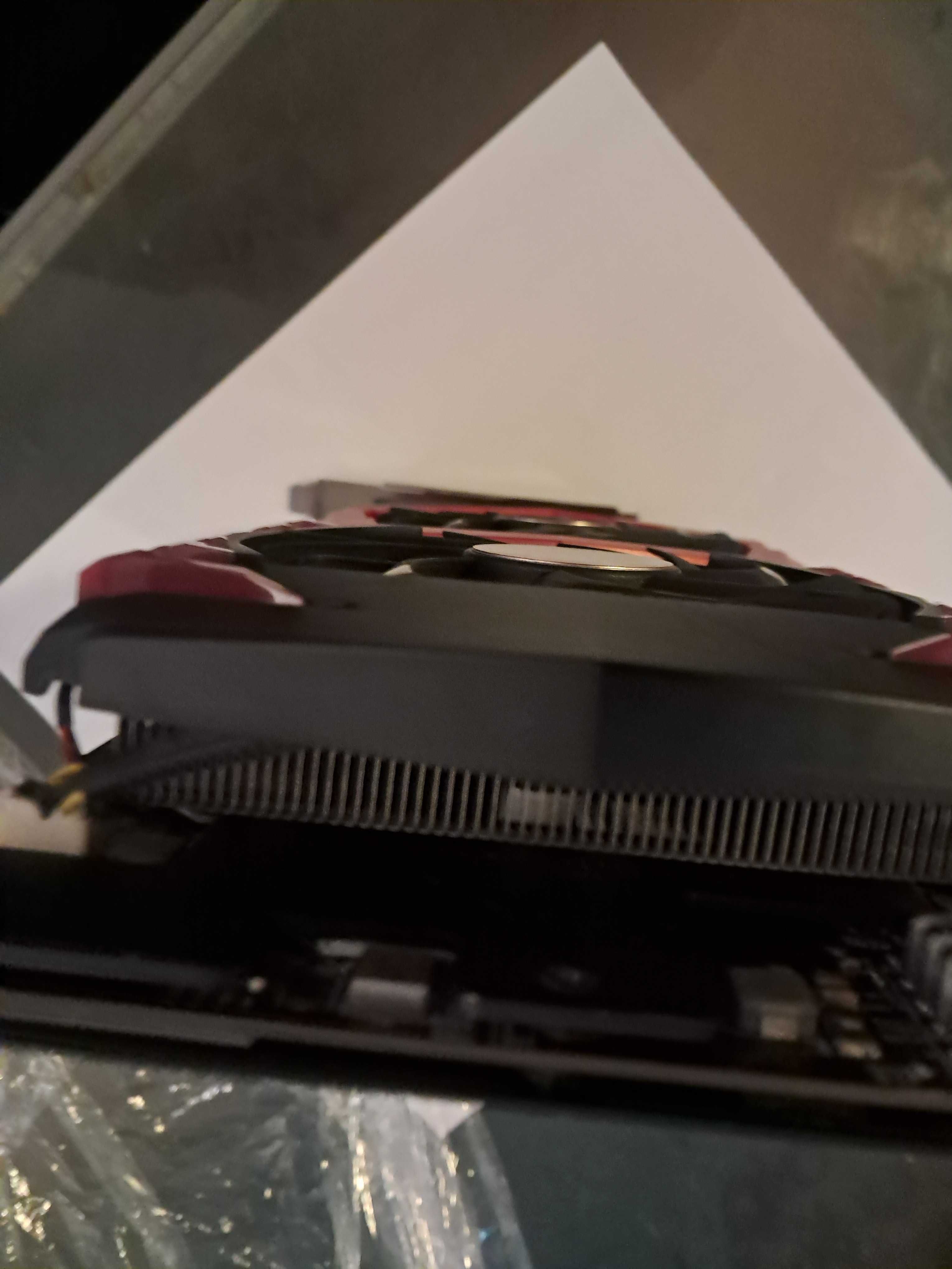 placa grafica de  GTX 1060 gaming 6g