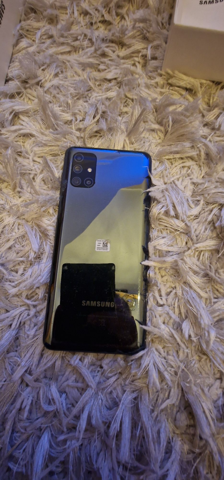 Samsung M51 zbity