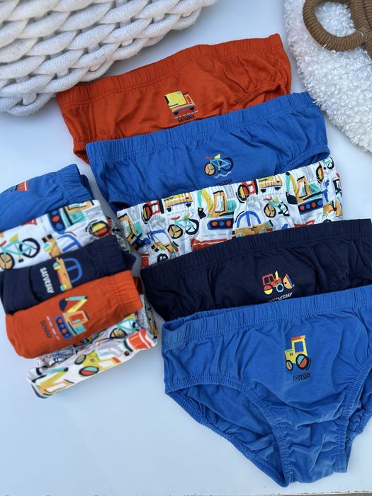 Дитячі трусики від George, Primark