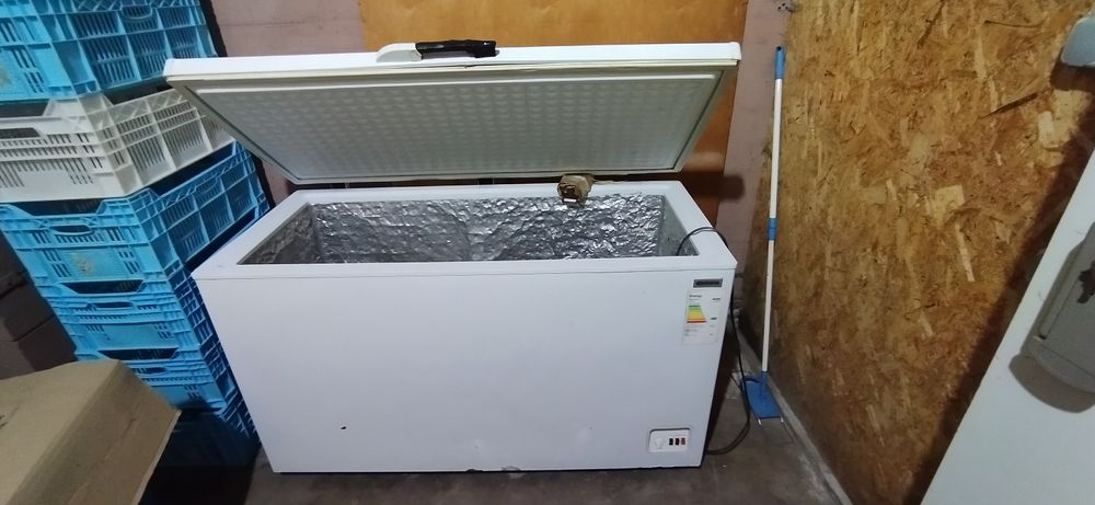 Морозильна камера...