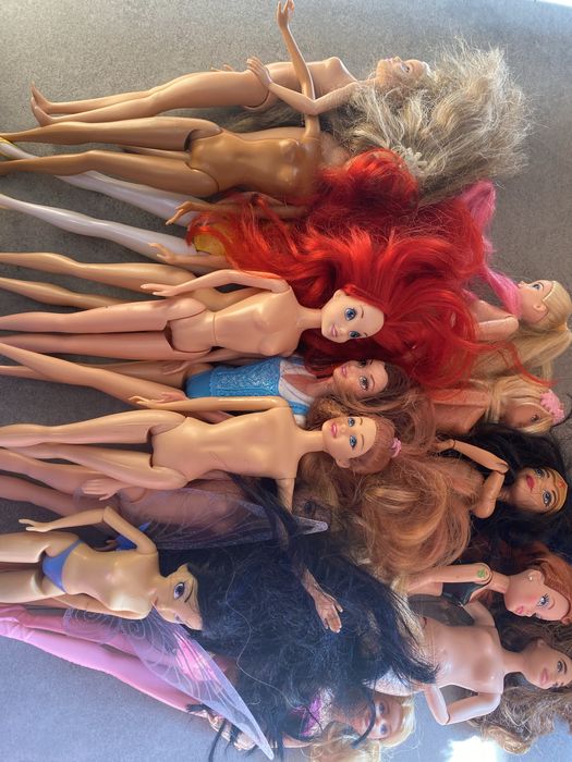 Zestaw laleczek bez ubranek