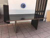 Mesa de reunioes