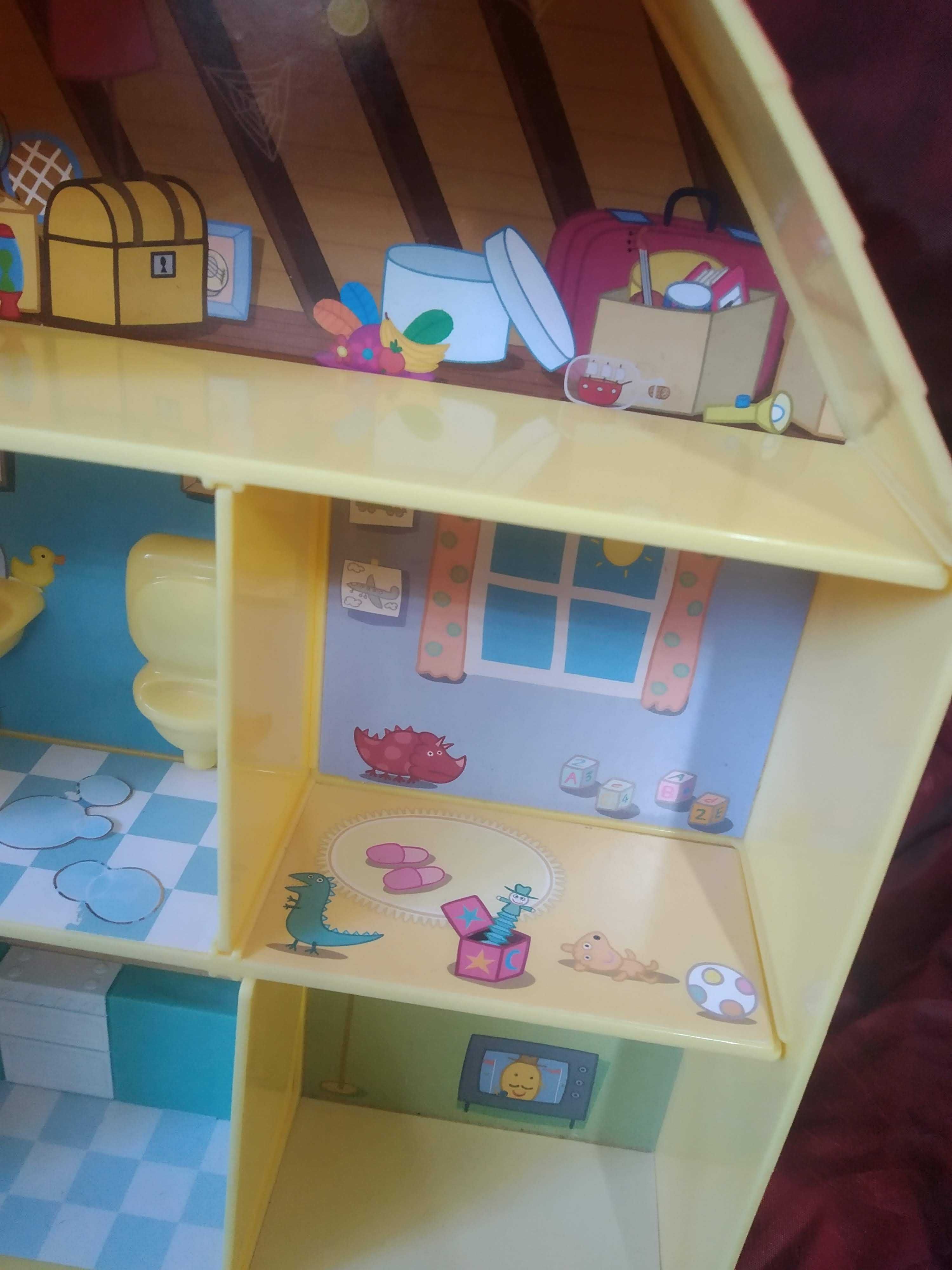 Set Divertido Carro Descapotável com mala e casa com Família Peppa Pig