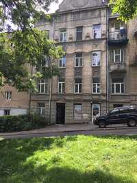 Продаж 1 кімнатної квартири в історичному центрі міста вул хорватська