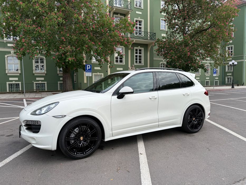 Porsche Cayenne Porsche Cayenne 2010 – Exclusive Ultimate Personalisation