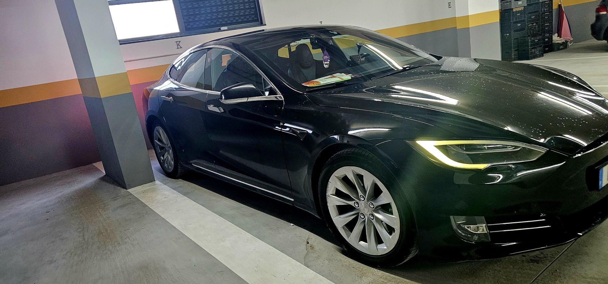 Tesla model S 75D  Impecável