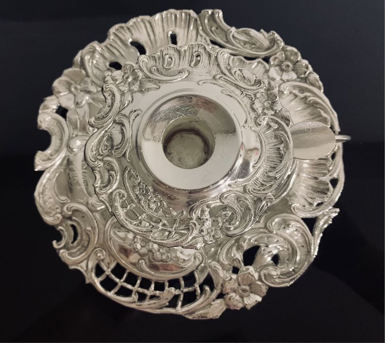 Palmatoria em prata ( contraste javali)