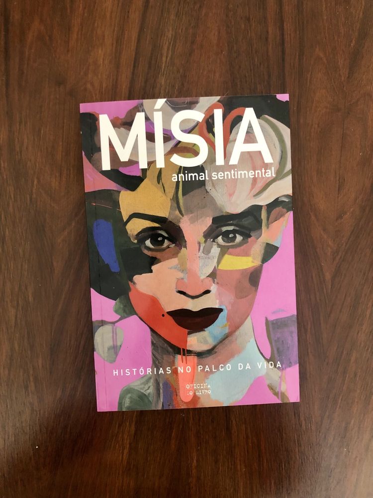 Livro “Mísia - animal sentimental” Novo