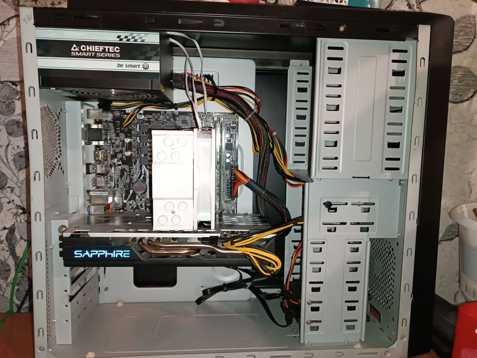 Продам комп'ютер у робочу стані