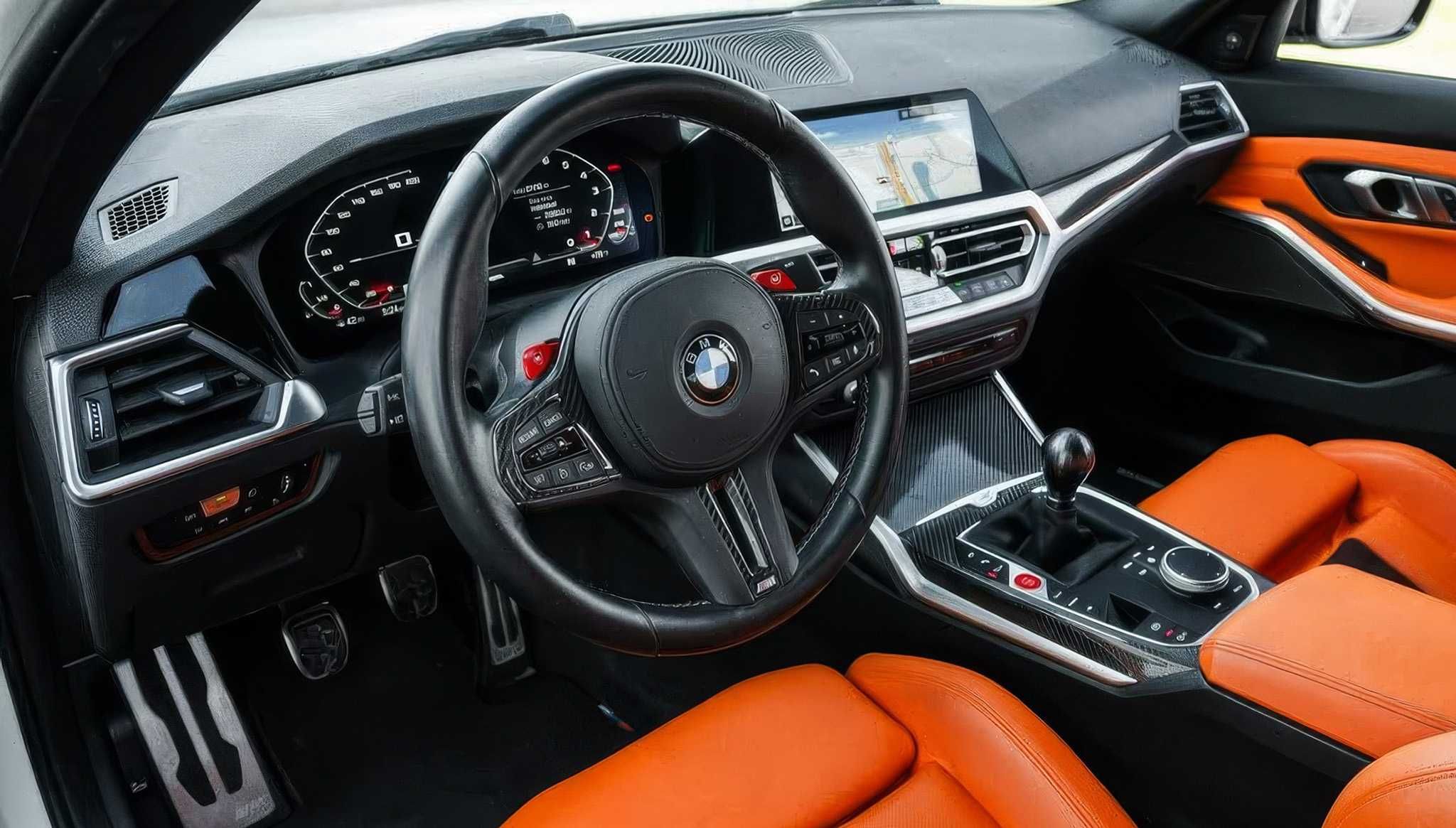 BMW M3      2021