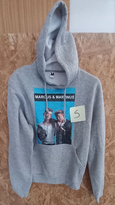 roupa para criança e senhora