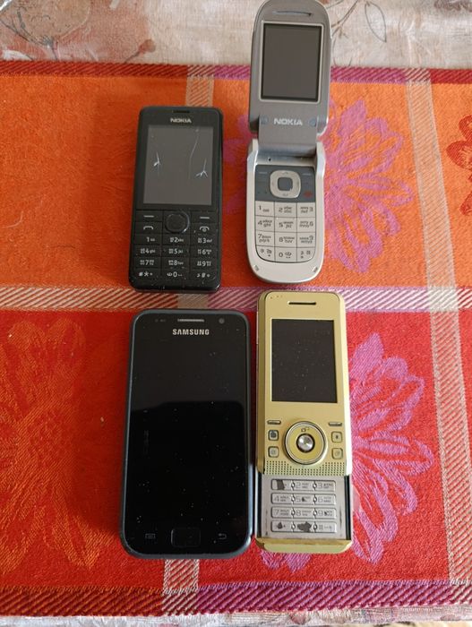 Телефоны б/у одним лотом