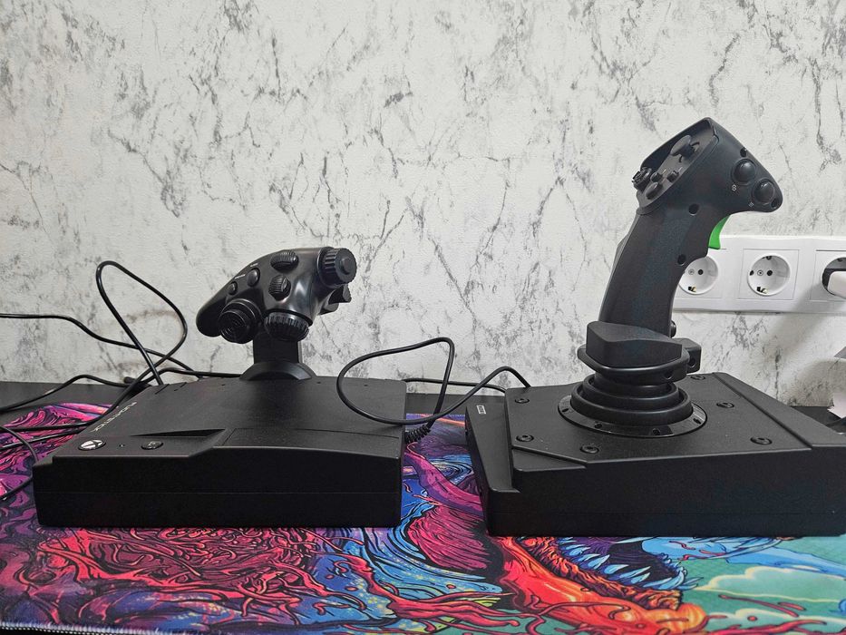 Ігровий маніпулятор HOTAS Hori Flight Stick