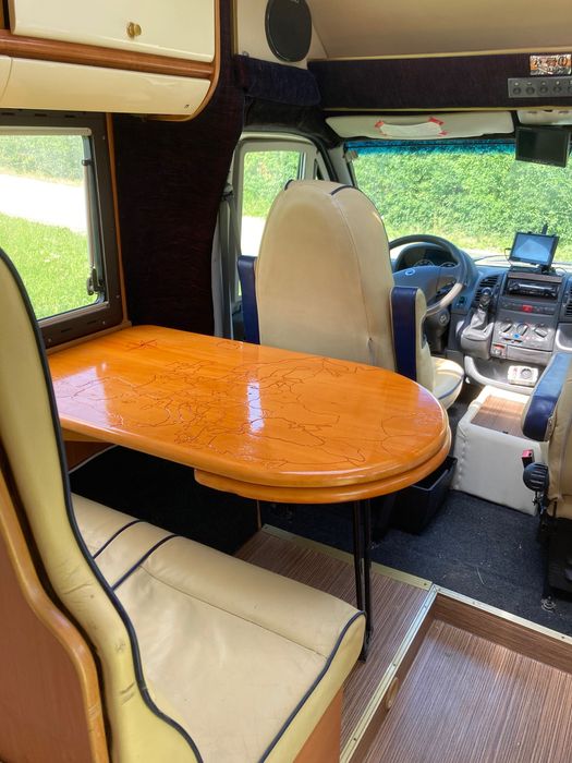 Kamper Rapido 709F dl 5,60 m