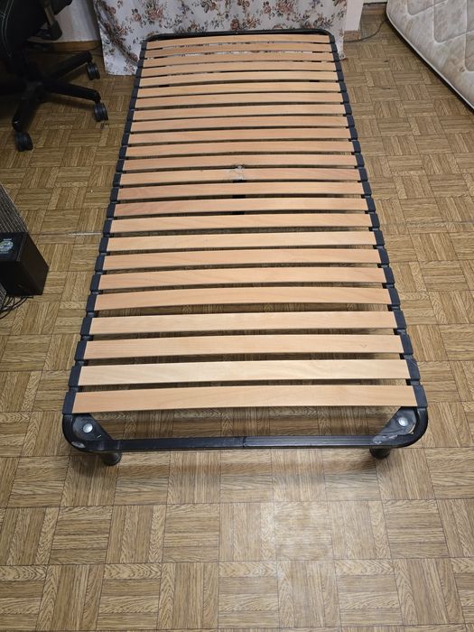 Ліжко 200х90 з матрацом