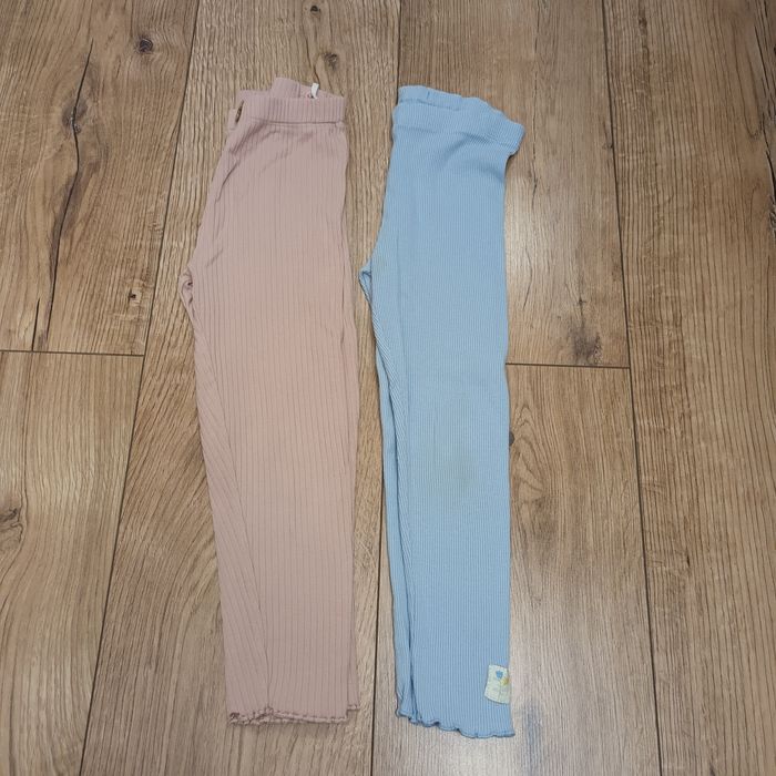 Prążkowane legginsy 104 H&M F&F bawełniane spodnie w prążki