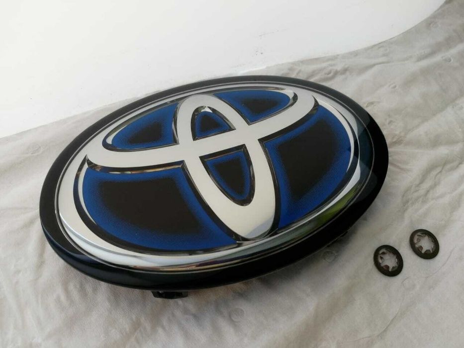 Эмблема Toyota 53141-47030/53141-42020/53141-53030, оригинал
